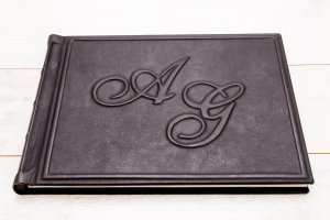 Nanuja Leather cover